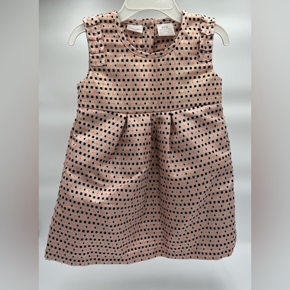 Kardashian Kids 24 Months Gold Sleeveless Dress - Picture 4 of 8